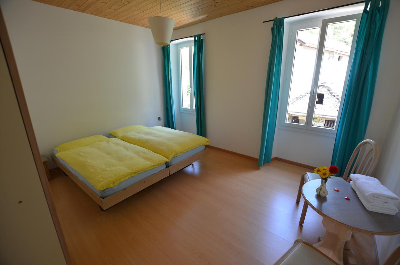 Giumaglio Hotel Garni Maggia מראה חיצוני תמונה